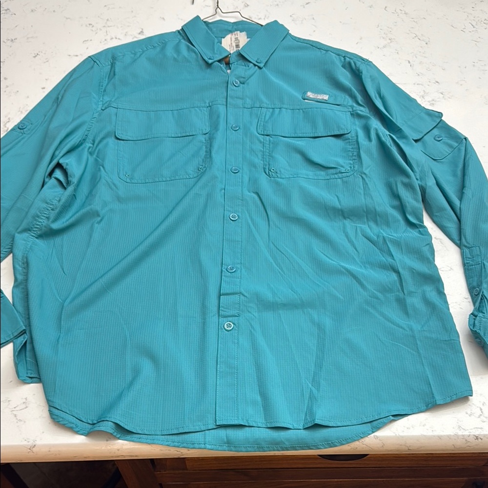 Blue Casual Button Down Shirt Lightweight and Versatile
